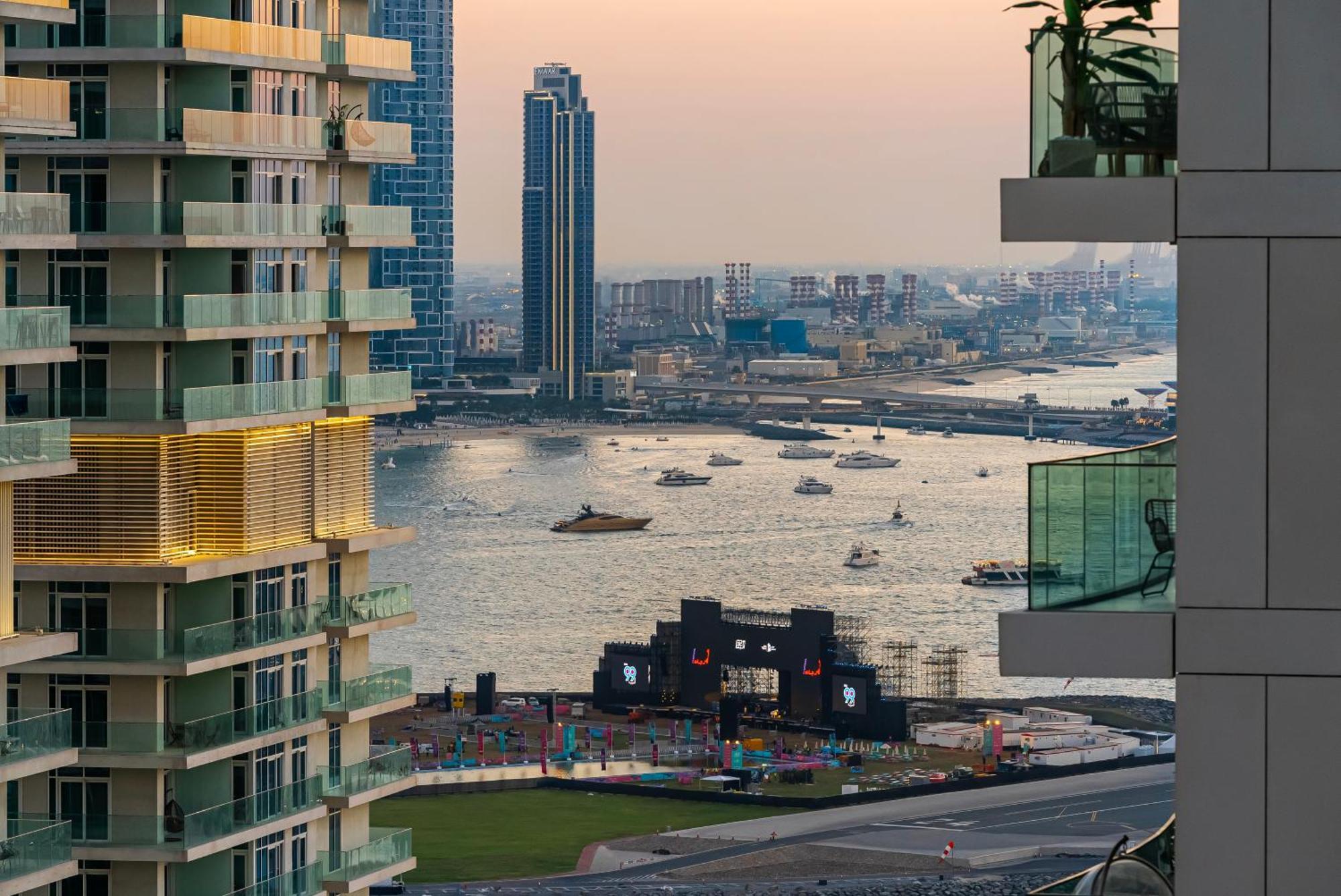 1br Isle T1 Marina View Dubai