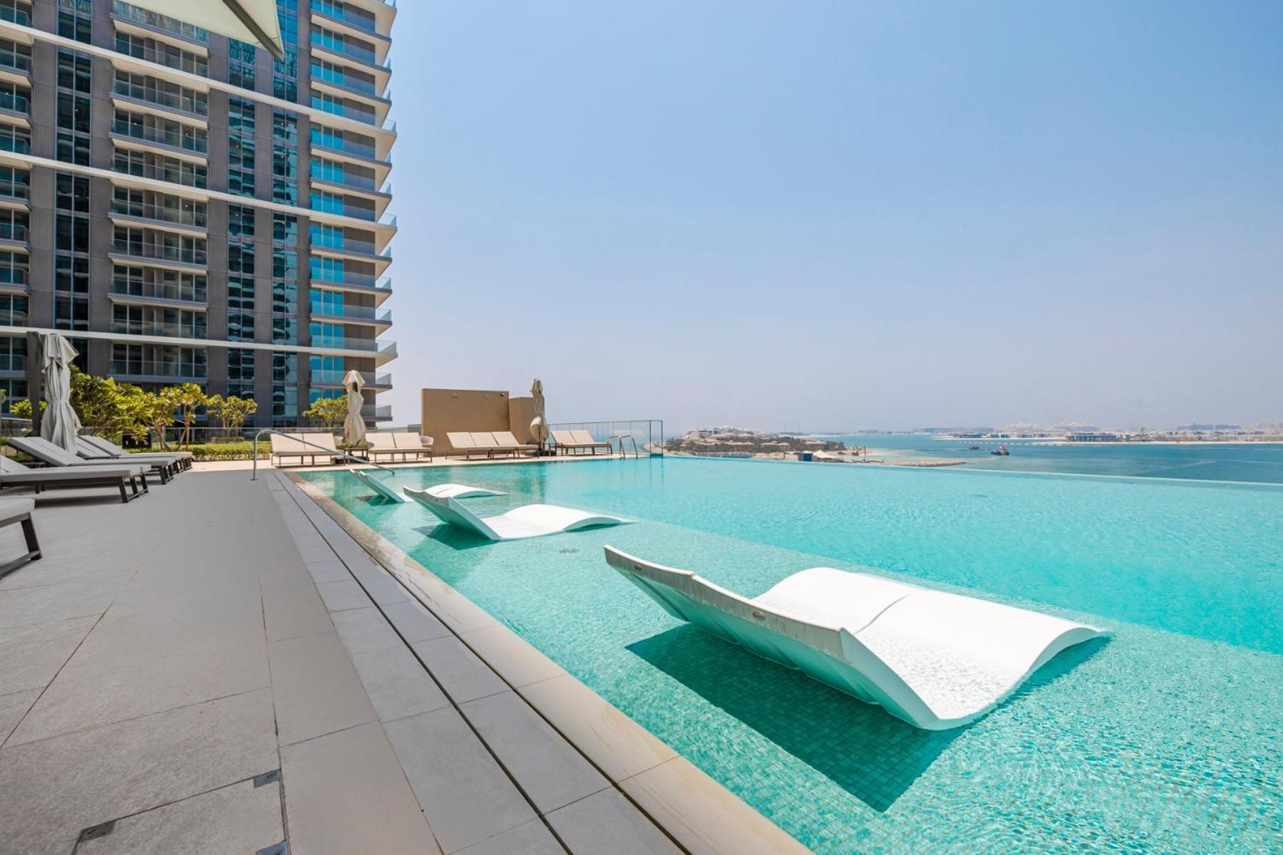 1br Isle T1 Marina View * Dubai