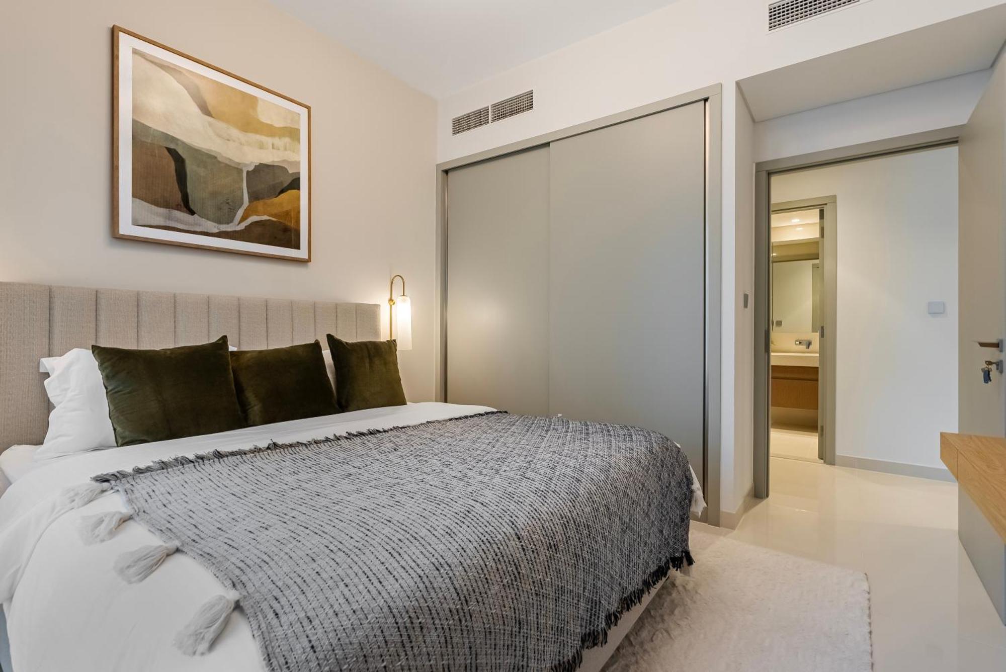 1br Isle T1 Marina View Apartment Dubai